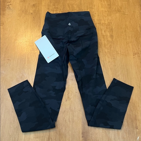 Align HR Pant 25” - Picture 3 of 3